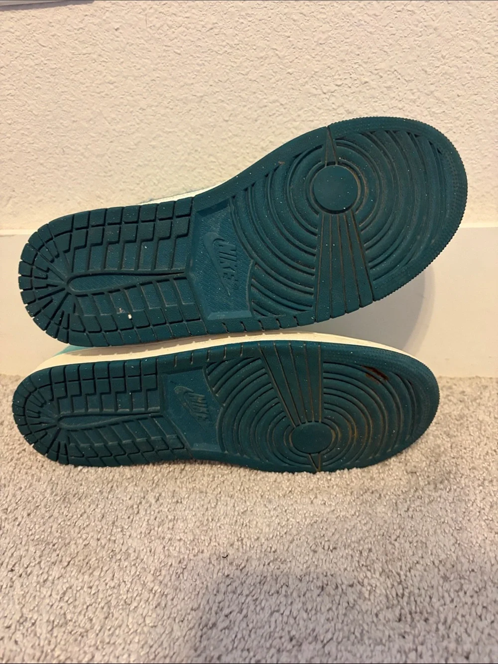 Jordan Women’s High Top Sneakers - Teal & White